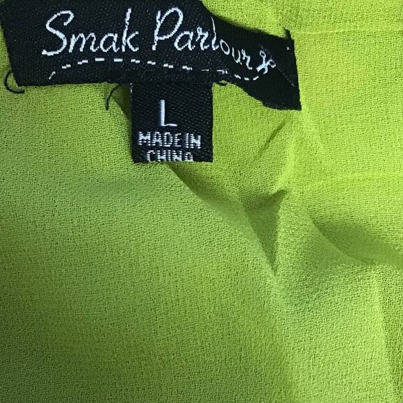 UNIQUE VINTAGE SMAK PARLOUR L green strawberry print mesh glitter dress - Picture 6 of 9